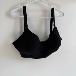 Kindred Bravely Black Rubbed Nursing Bra, Size Large.